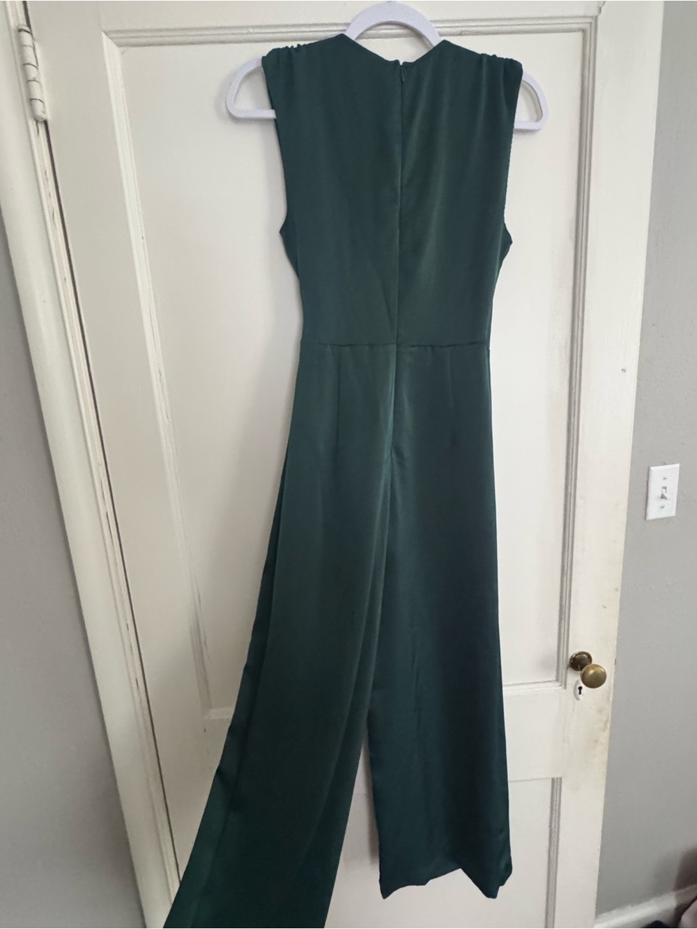 Dark Green Sleeveless V-Neck Wide-Leg Jumpsuit with Buckle Tie - Picture 4 of 4